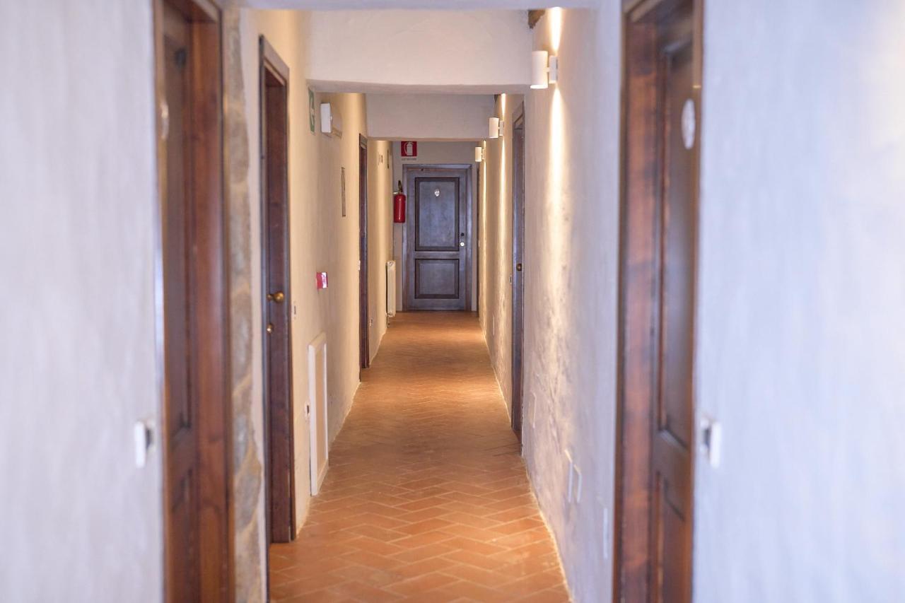 Relais San Lorenzo อับบาเดียซานซัลวาตอเร ภายนอก รูปภาพ